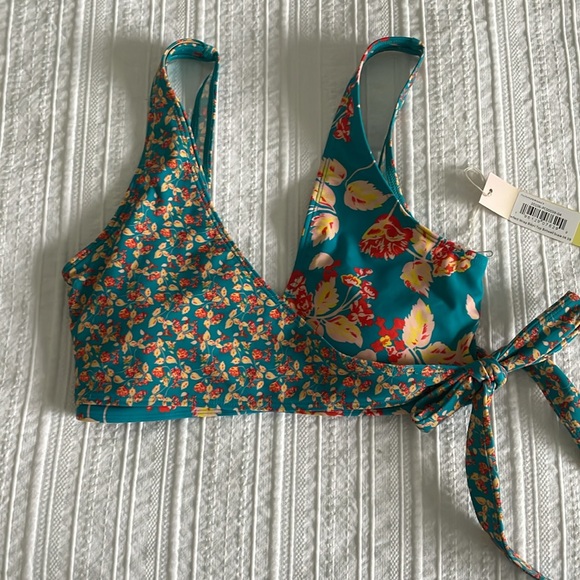 NWT Summersalt Terrace Floral Bikini Set - Size 4 - Picture 7 of 9